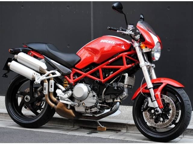 トモクルさんのモンスター S2R 1000