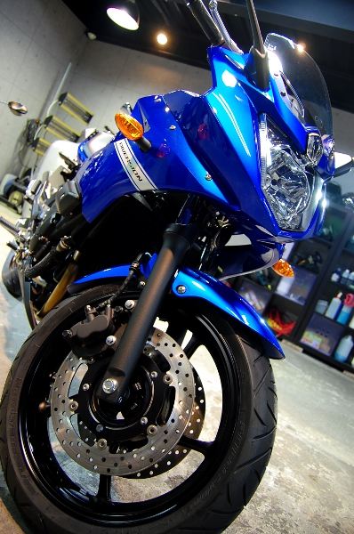 REVOLTさんのXJ6 Diversion (ディバージョン)