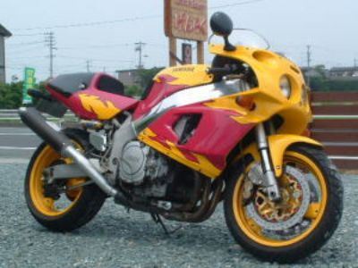 車高短ワークスさんのFZR750R OW01