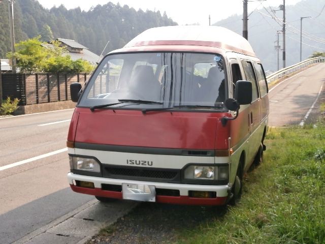 くさいしがめさんのファーゴバス