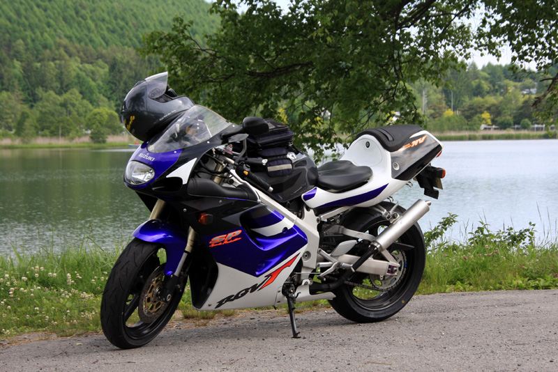 青りんごサワーさんのRGV-Γ250SP