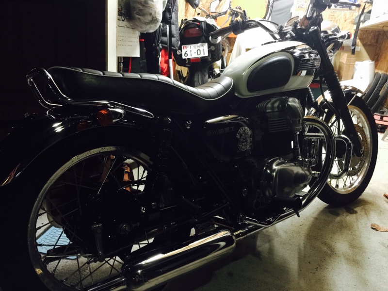 コガタナコウジさんのW400