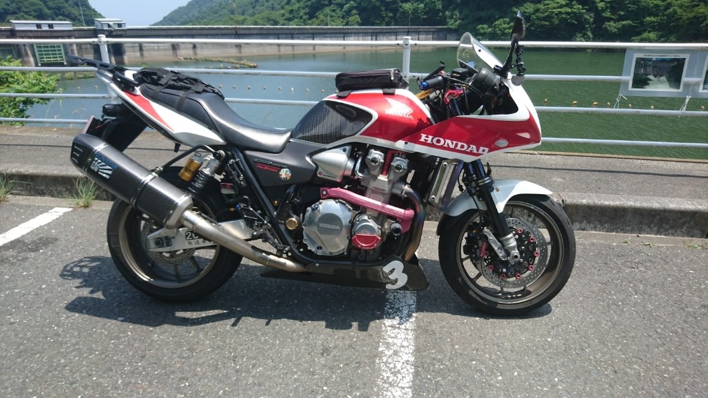 BlueMoon@下野の国さんのCB1300SF_ドリームスペシャル