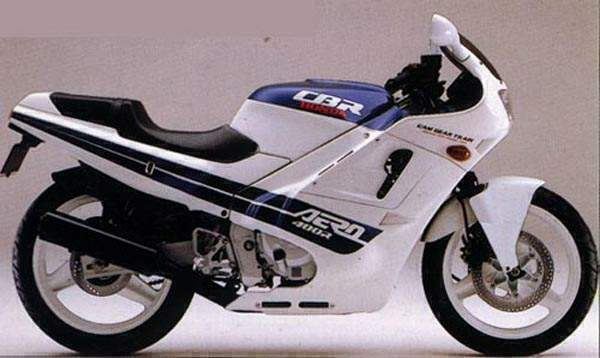 -MASARU-さんのCBR400R AERO ハリケーン