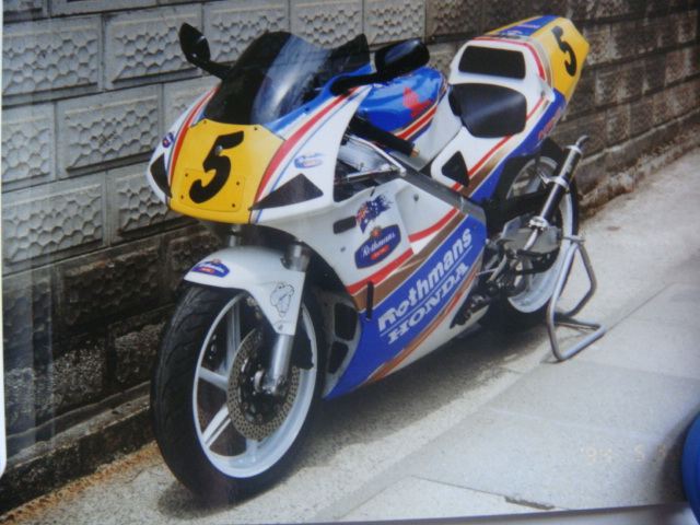 NSR250 MC21 MC28 FRP シートカウル NSR250R シルエットジャパン FRP シートカウル テールカウル