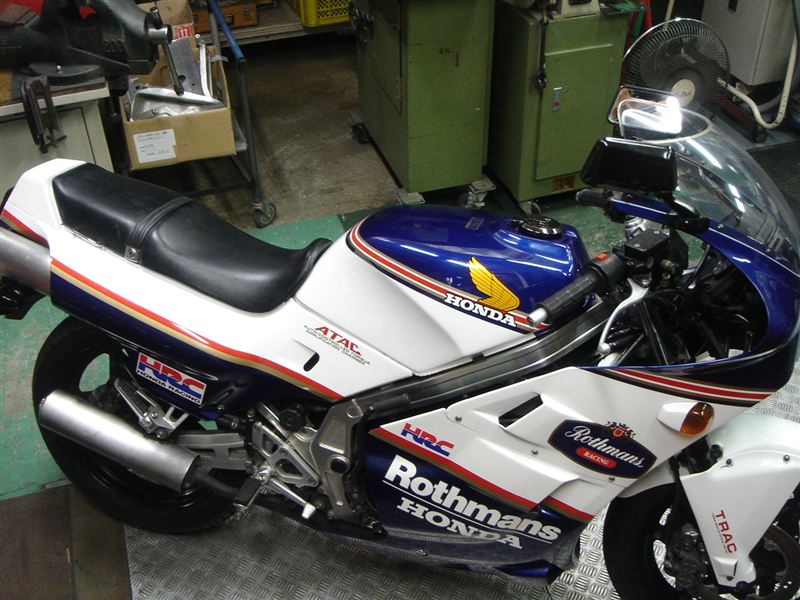 かっちん○さんのNS400R