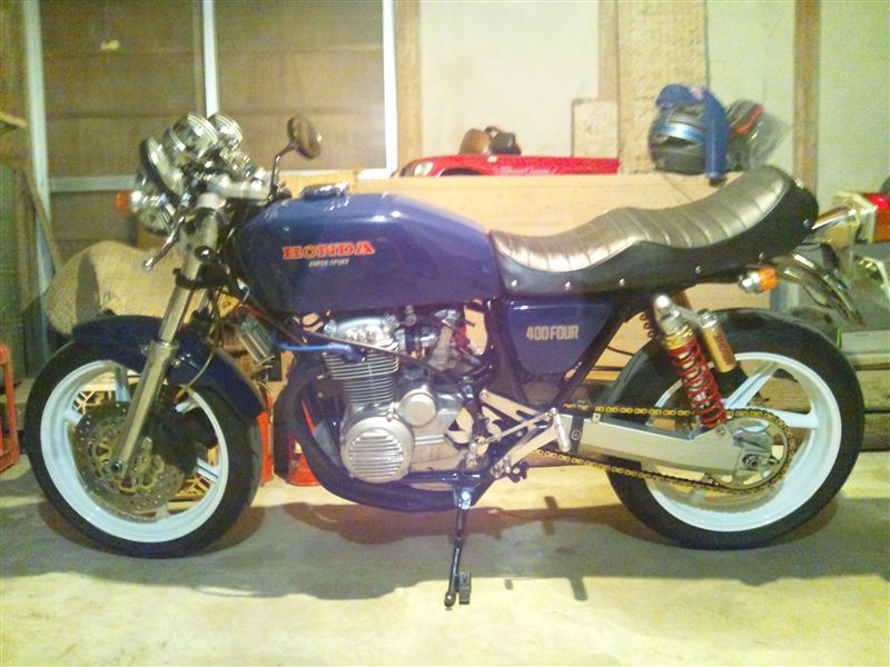 t-dさんのCB400 FOUR