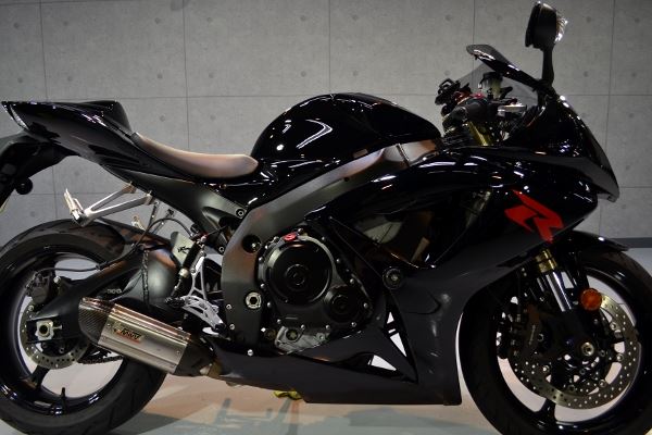 REVOLTさんのGSX-R600