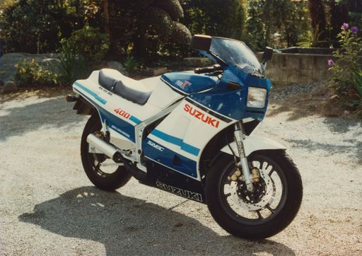 てへバインさんのRG400Γ