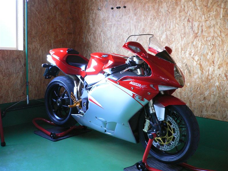 あぐすた。さんのF4-1000R