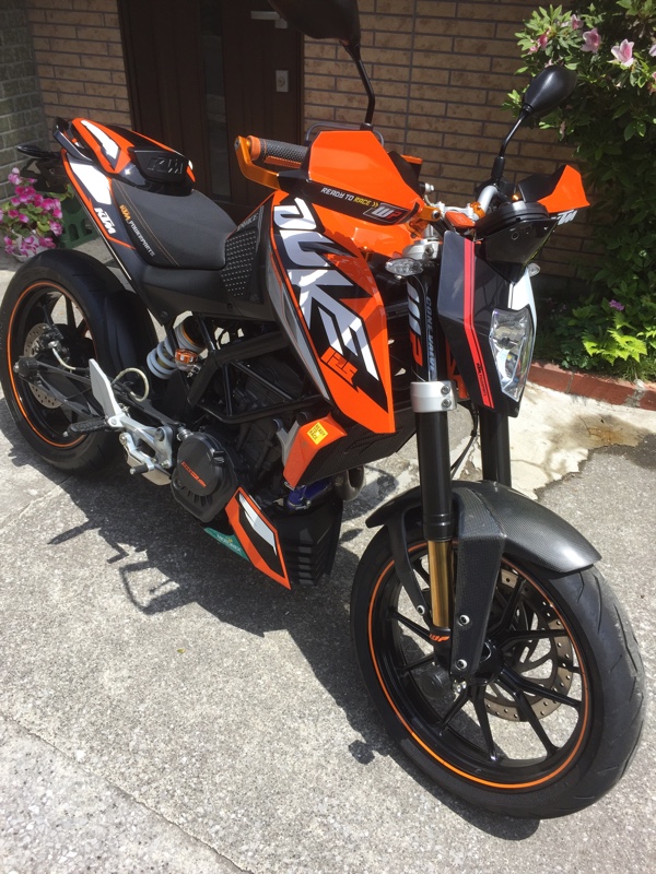 かじらんさんの125Duke
