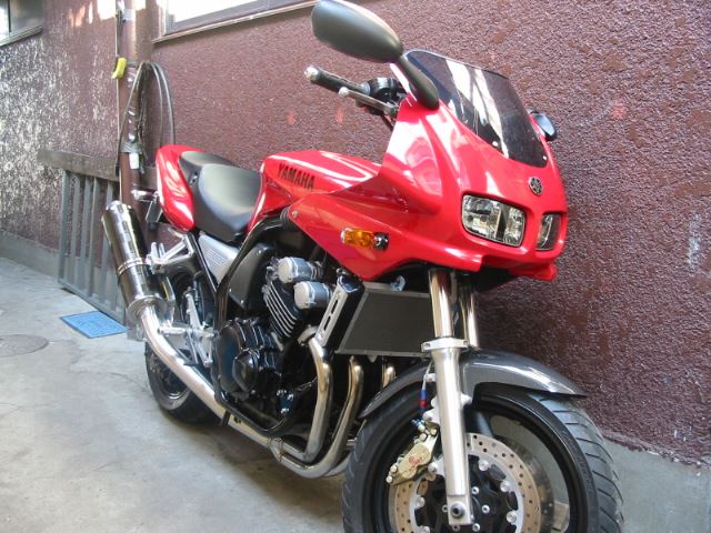 mekakichiさんのFZ400 4YR
