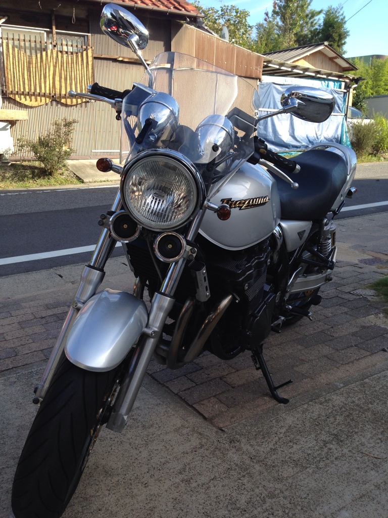 らうちーさんのGSX750W (イナズマ)
