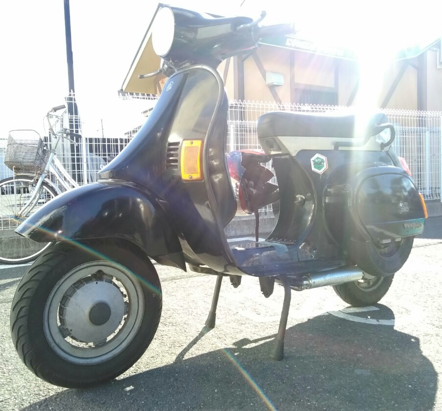 赤い彗星ジローさんのベスパPK50HP