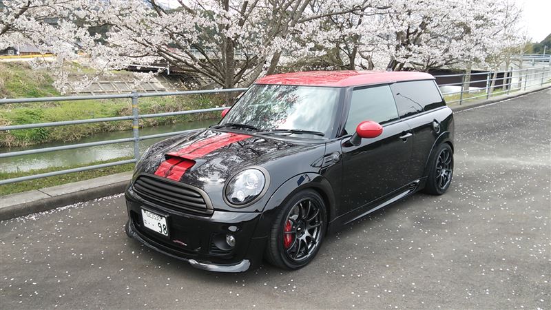 黒ぃ彗星さんのMINI Clubman