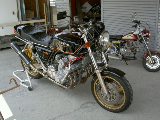 ためきち (*⌒0⌒)vさんのCBX1000