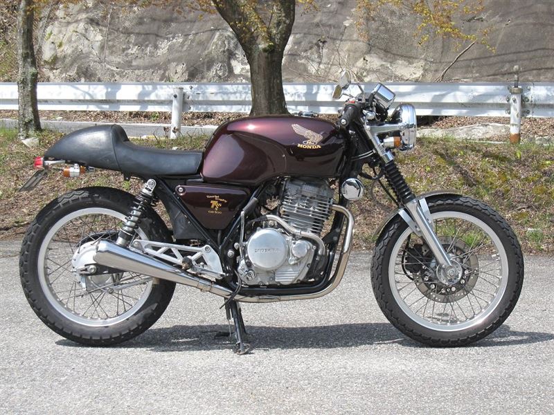 閏王さんのGB500TT