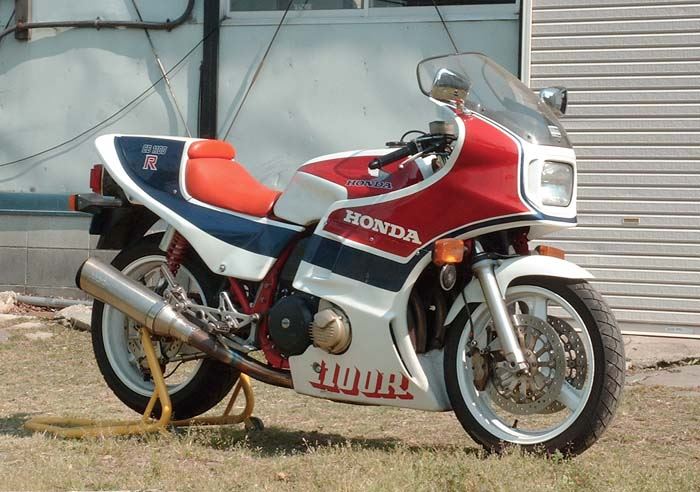 ShelterDylanさんのCB1100RC