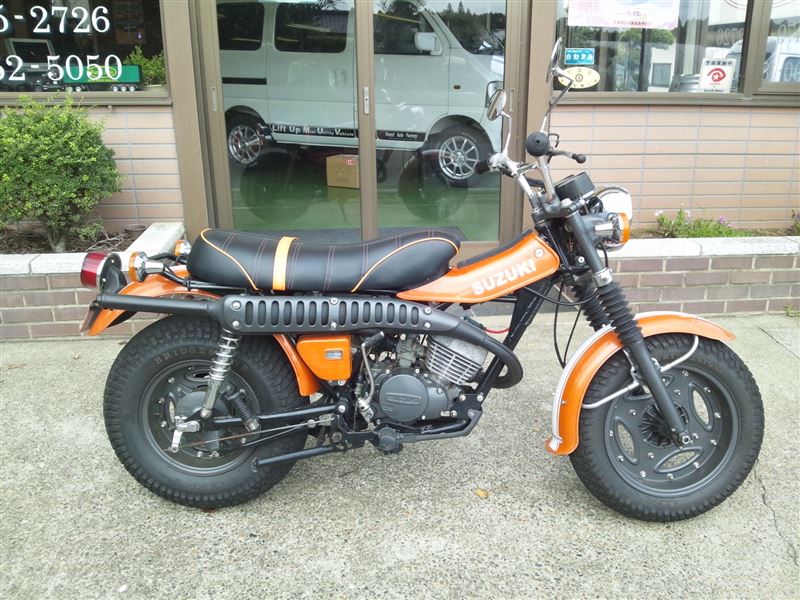 Forest Auto Factoryさんのバンバン125