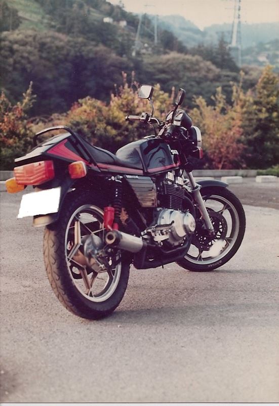 tetsu&tomoさんのGSX400E