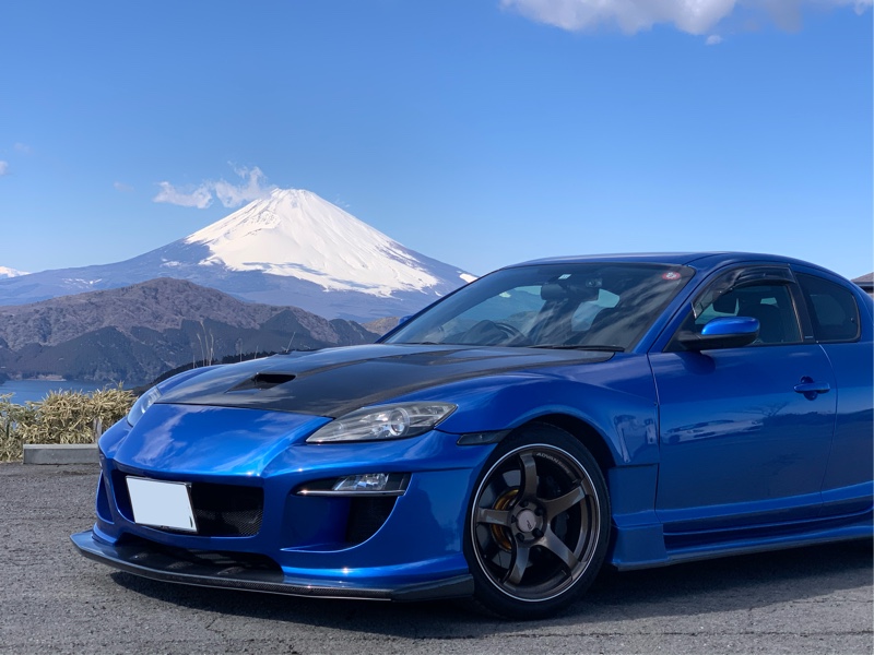 マツダ Rx 8 カスタムまとめ おすすめのカスタムはこれだ エアロ ホイール Ledなど みんカラ
