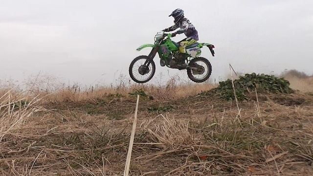 エボ ゼロさんのKDX200R