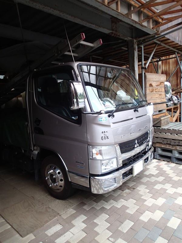 小江戸の屋根屋さんのキャンター