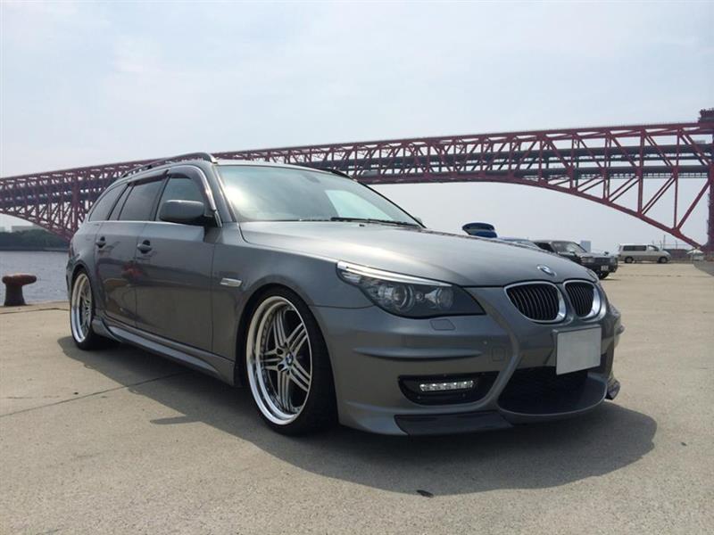 BMW 5シリーズ ツーリング E61 1/18 ミニカー グレイ 難あり（D