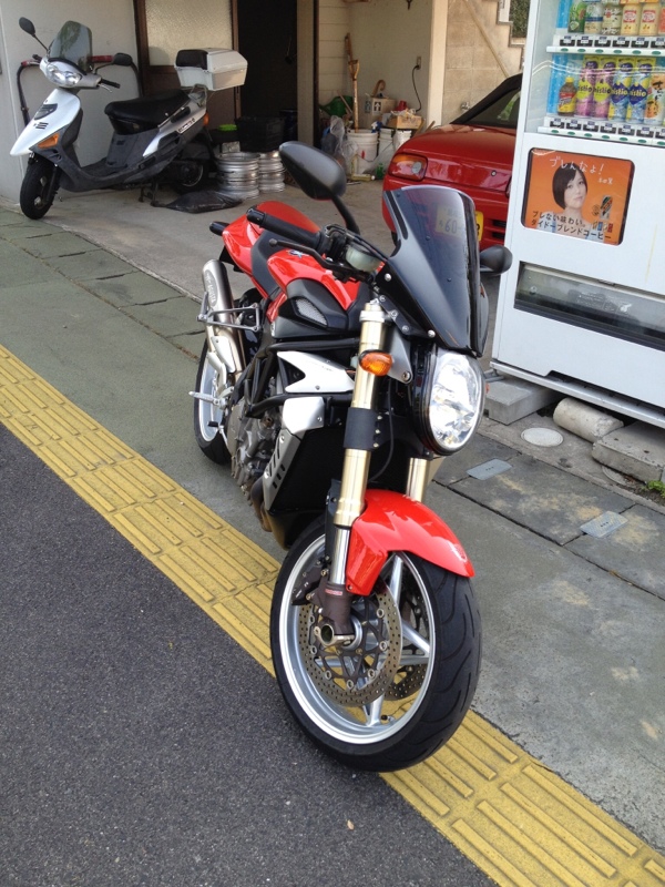 ラジアルバルブさんのブルターレ750s