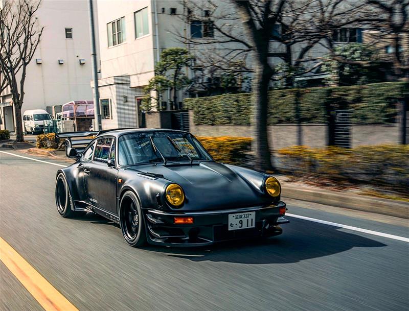 趣(omomuki)さんの911 (クーペ)