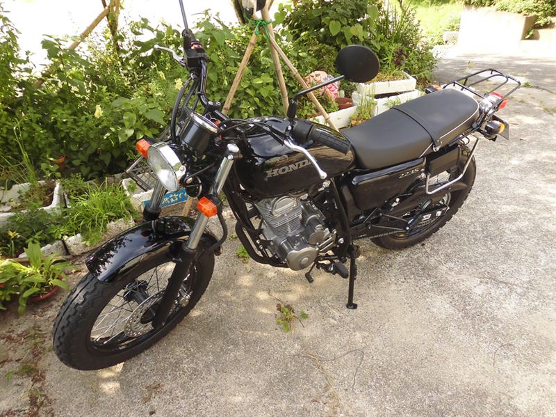 れみゃーさんのCB223S