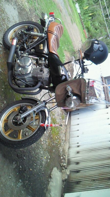 黒ばらジャコーさんのGX250