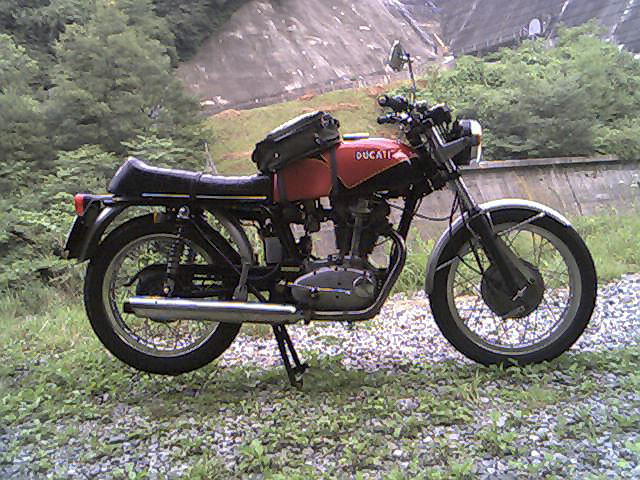 rseさんの450 デスモ