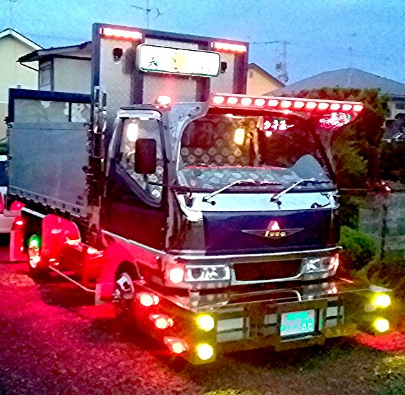 (遊)車高短商事さんのキャンター