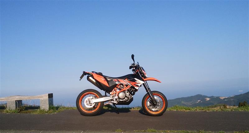 ツのさんの690 SMC R