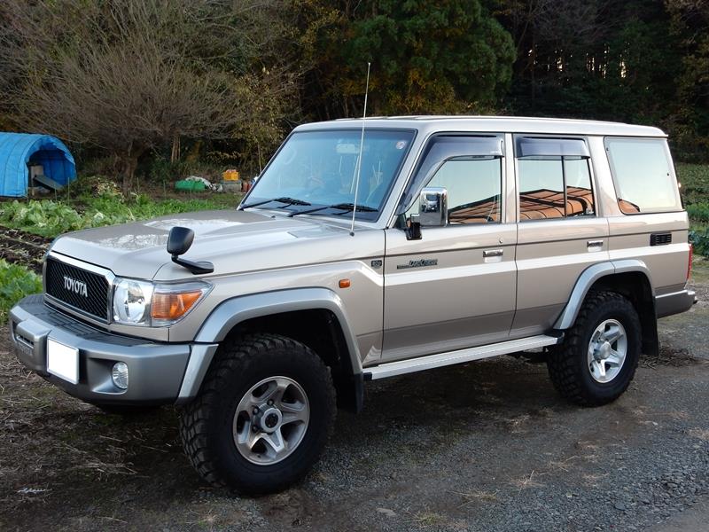ランクル 70 ベージュ（驚きの値段】 トヨタ ランドクルーザー