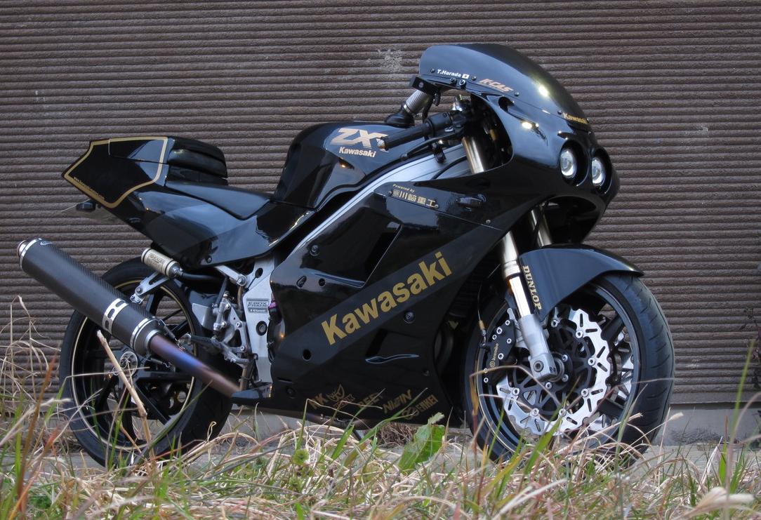 弓人族さんのZXR250