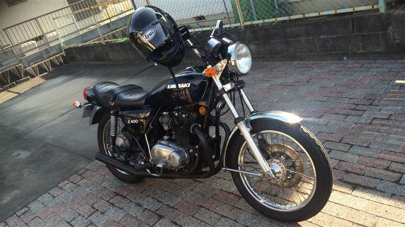 ともちんまんさんのZ400B1