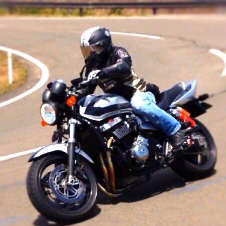 剣崎さんのCB1300