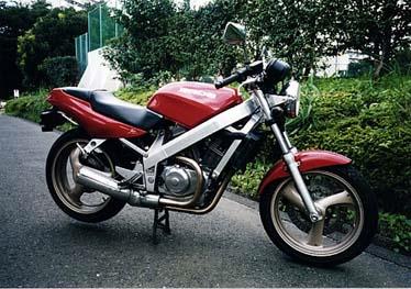 ぽこぽこ69さんのブロス400