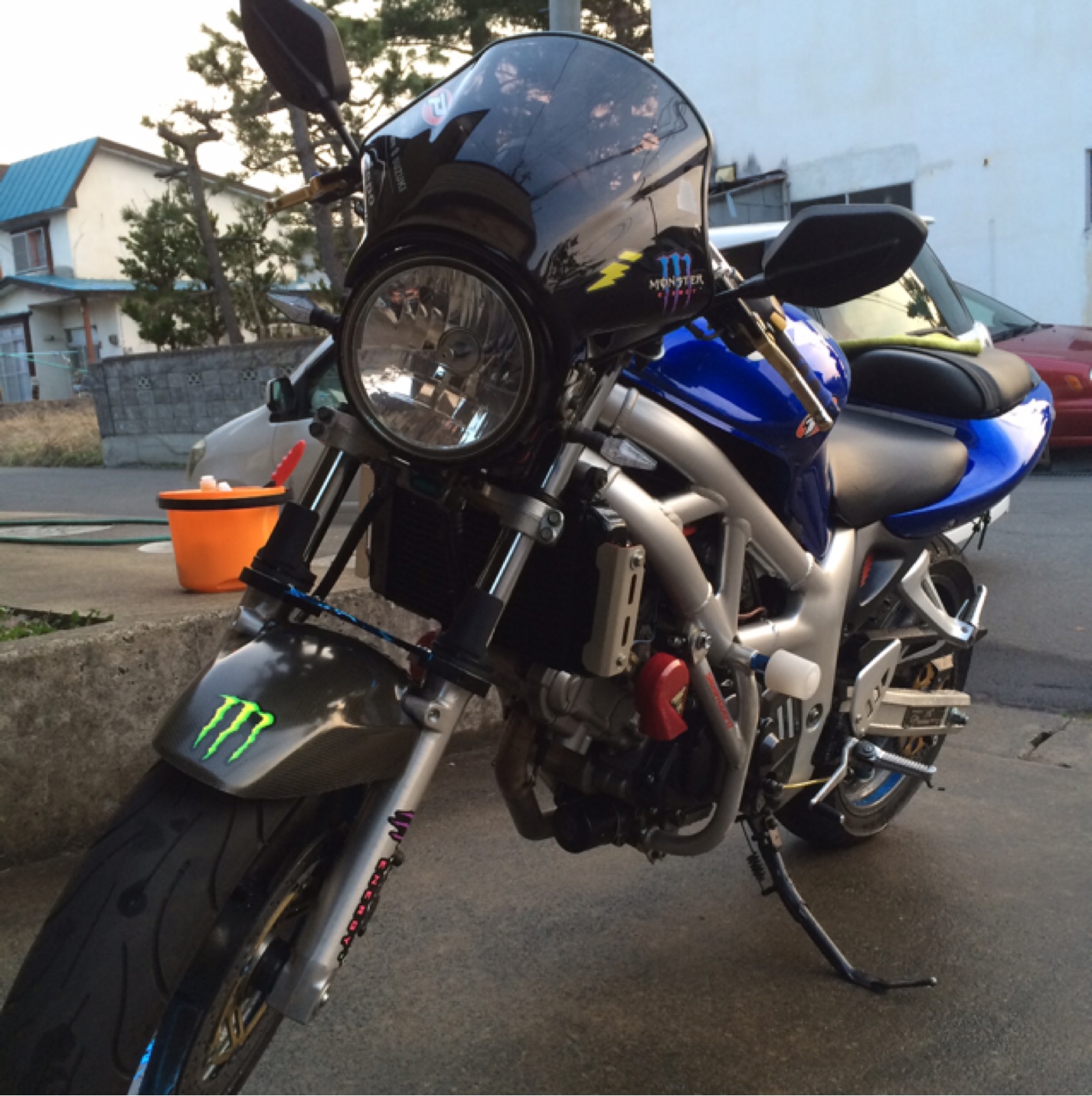 コ?たさんのSV400