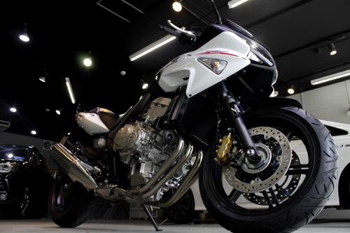 REVOLTさんのCBF600S