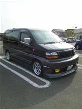 GH2乗りの瑠璃さんのCARAVAN_ELGRAND
