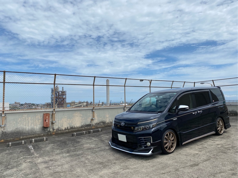 トヨタ ヴォクシー