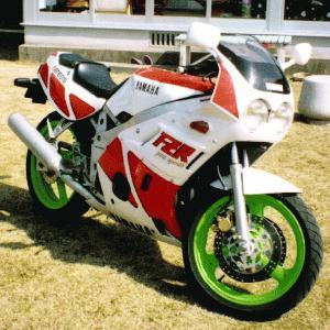 たかパパ♪さんのFZR400