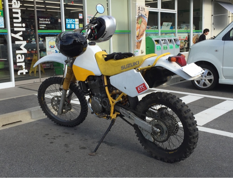 ふぉみーやさんのDR350S