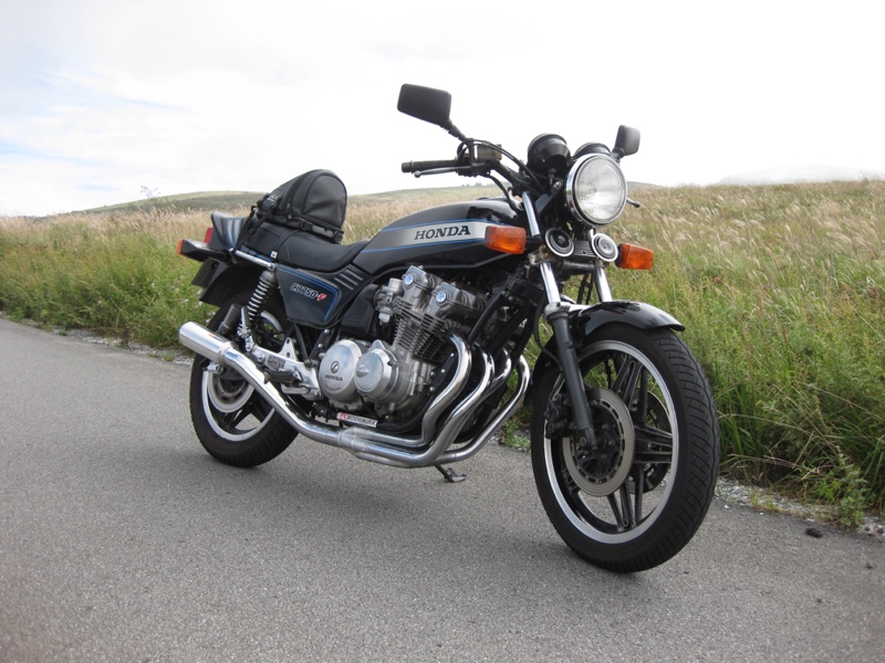 Pop SatoshiさんのCB750F