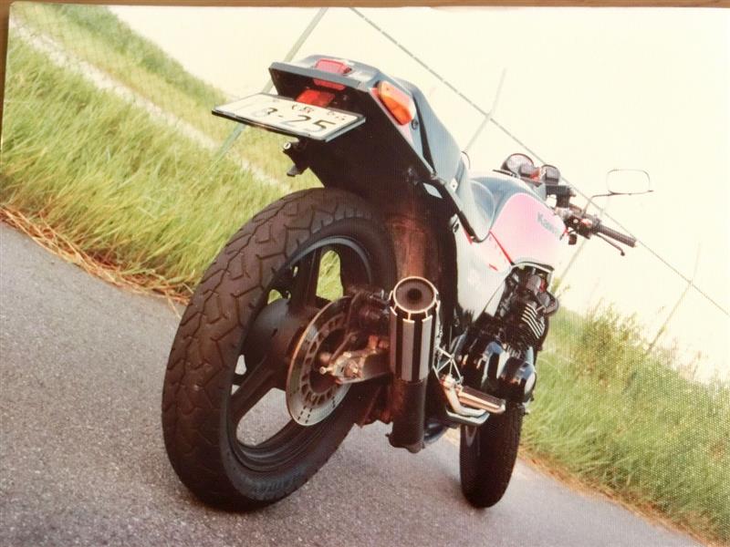 えむスポッツさんのGPz400F
