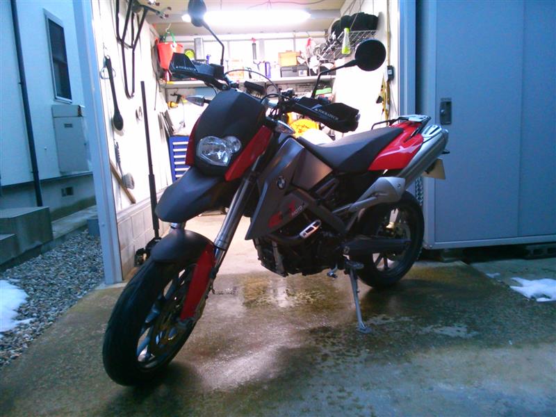 サンダ~さんのG650X moto
