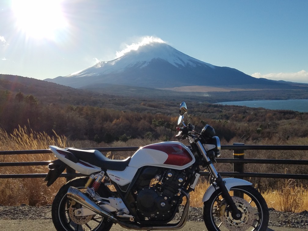 ごんじぃ (Gonzy24)さんのCB400 Super Four Hyper V-tec Revo